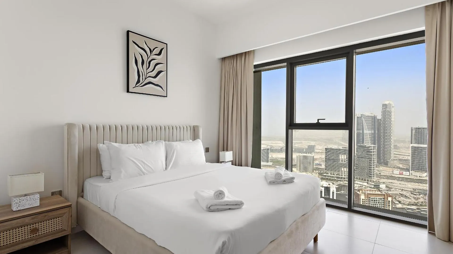 Apartment Vayk - Stylish 1 Bd In Downtown , Near Dubai Mall United Arab Emirates